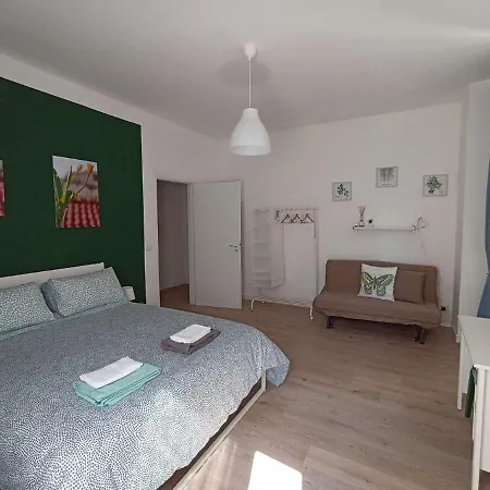 Bel Fiore Bed & Breakfast *