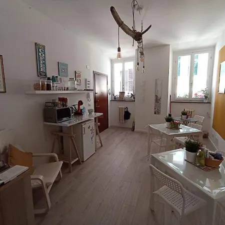 Bel Fiore Bed & Breakfast 3*